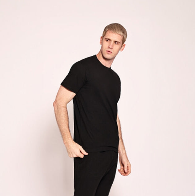 Unisex تيشيرت دائري اسود